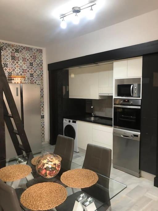 Sevilla San Bernardo Apartamento Bagian luar foto